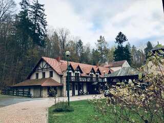 Фото Хостелы Skansen Górniczo-Hutniczy w Leszczynie г. Злоторыя